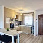 Sr Marina Del Sol 2bdr With Sea View And Garden 度假居