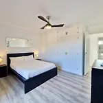 Sr Marina Del Sol 2bdr With Sea View And Garden 度假居 米哈斯科斯塔