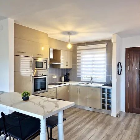 Sr Marina Del Sol 2bdr With Sea View And Garden Hébergement de vacances