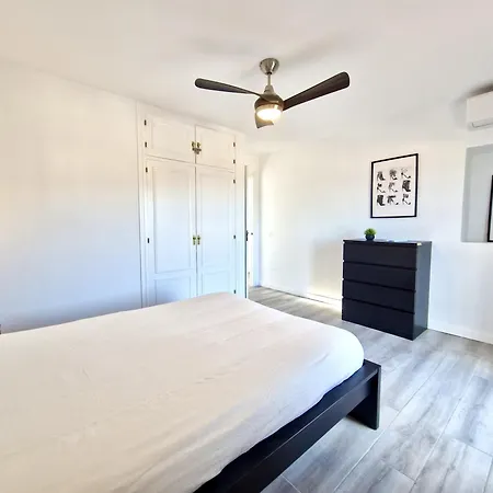 Sr Marina Del Sol 2bdr With Sea View And Garden Hébergement de vacances *
