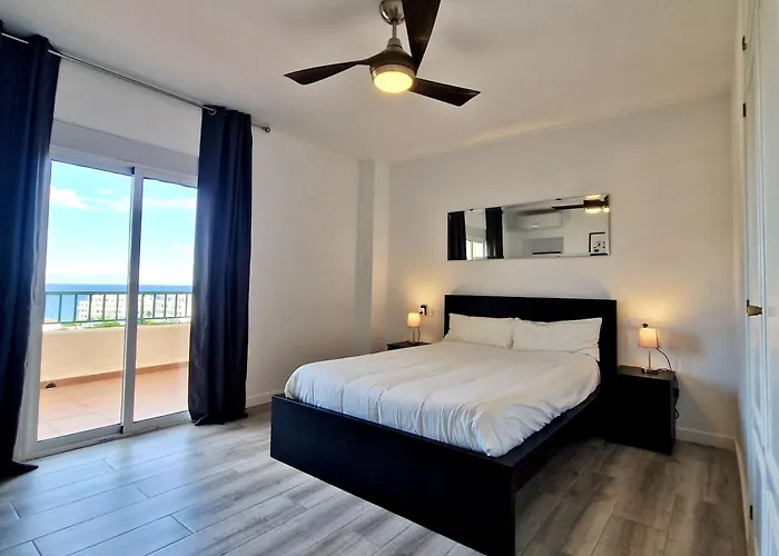 Sr Marina Del Sol 2bdr With Sea View And Garden