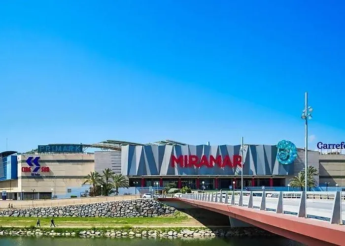 Sr Marina Del Sol 2bdr With Sea View And Garden *